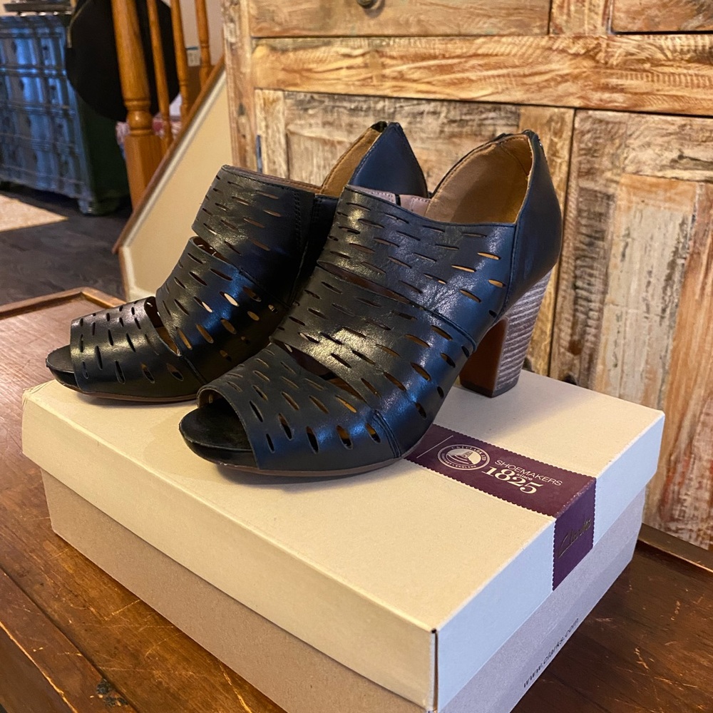 Clarks Peep Toe Leather Zip Back Booties